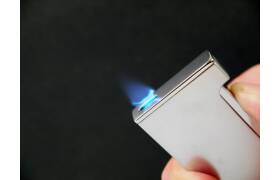 Jean Claude Feuerzeug Flat Flame Jet chrom satin