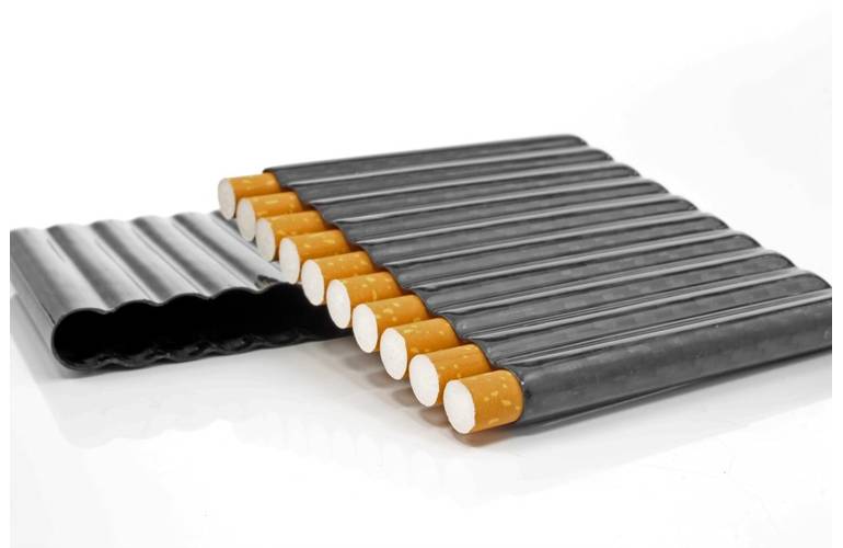 Zigarettenetui aus echtem Carbon Etui fr Cigarillos / Zigaretten